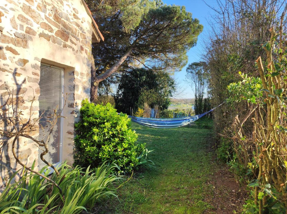 Gite Du Petit Gue Frossay Exterior photo